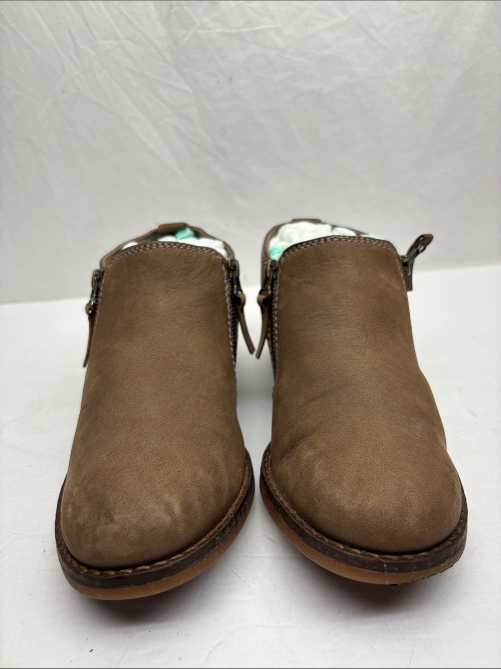 Hush Puppies ankle boots SZ 9, box 62